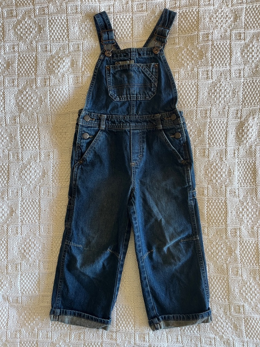 Genuine Kids from OshKosh Denim Bib Overalls 100% cotton Size 4T